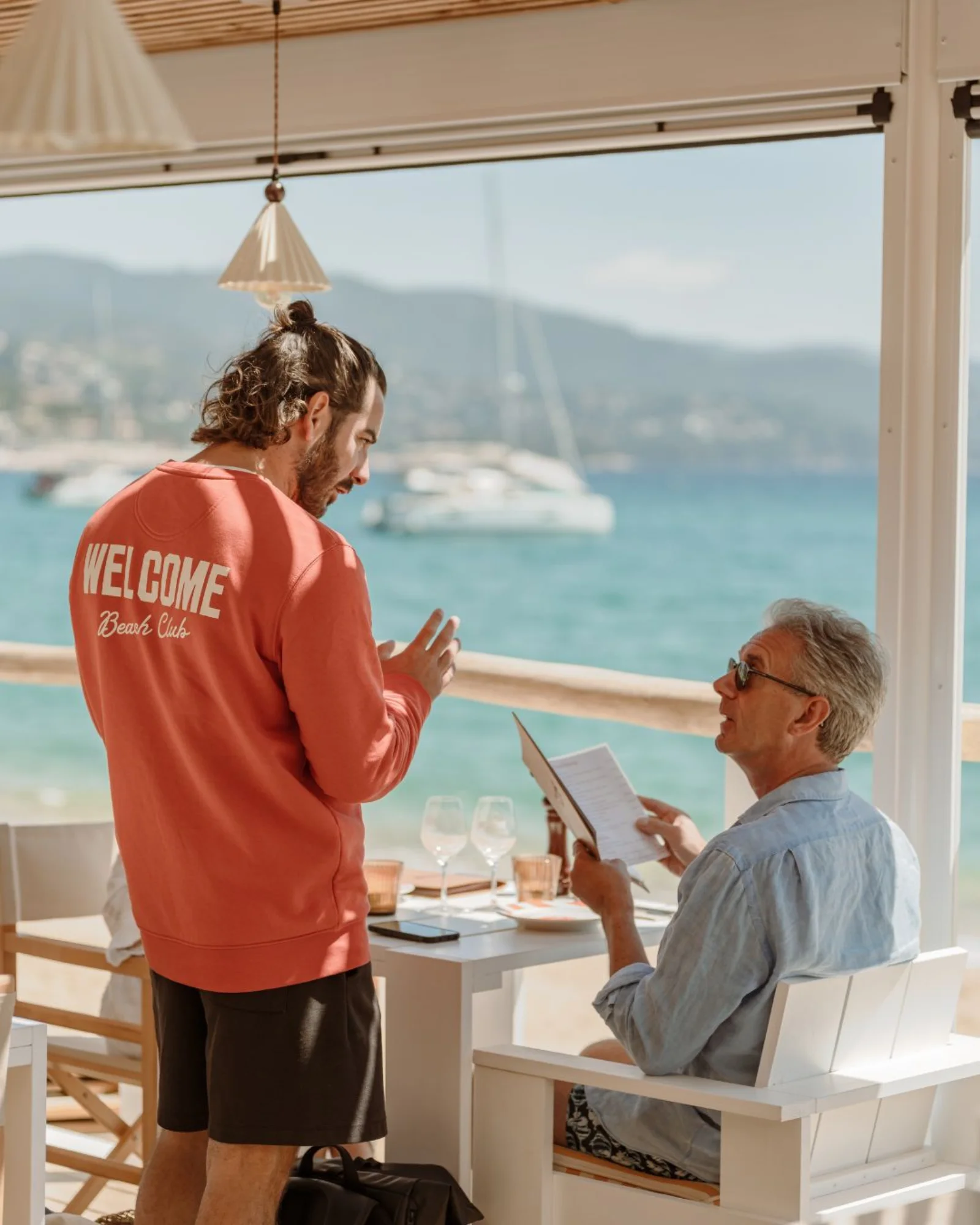 Ambiance estivale et décontractée au Welcome Beach Club