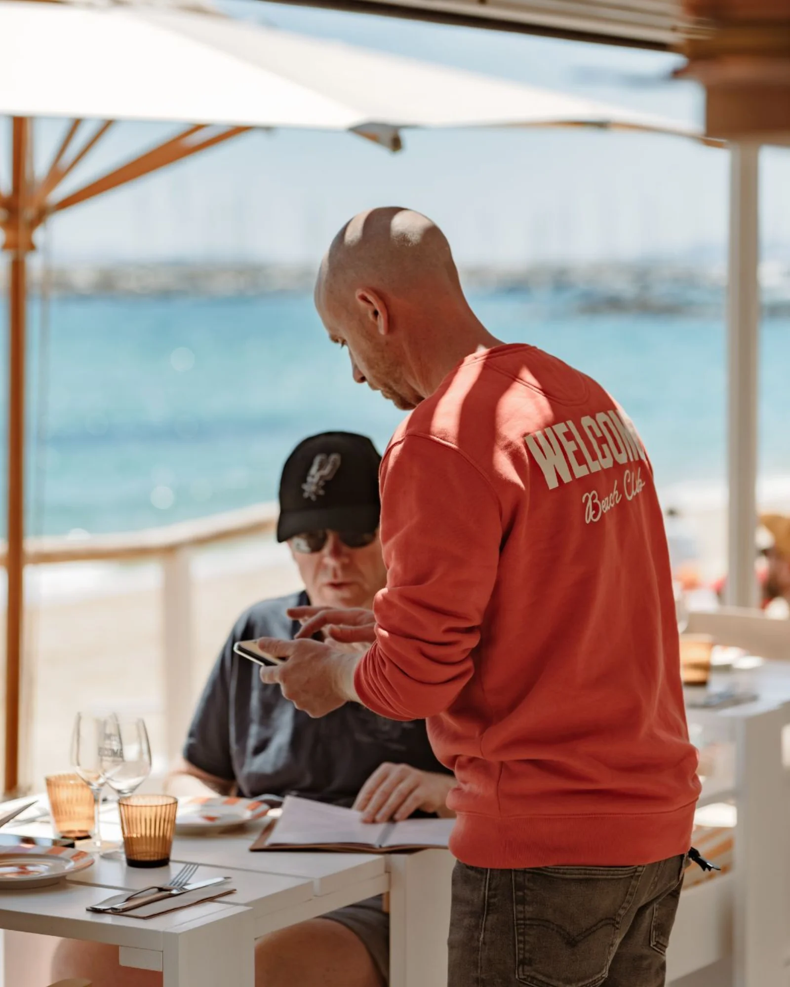 Plage privée du Welcome Beach Club en saison